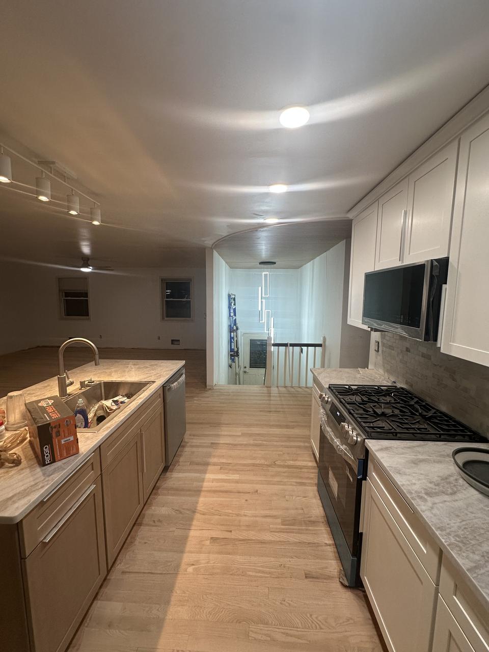 Profile photo 7 of 8