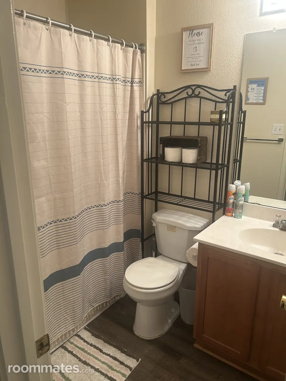 Profile photo 4 of 8