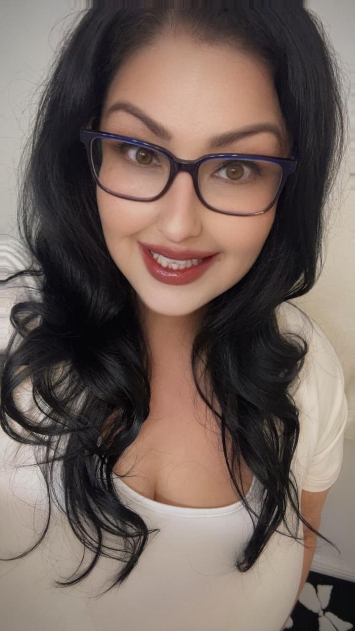 Profile photo 8 of 8