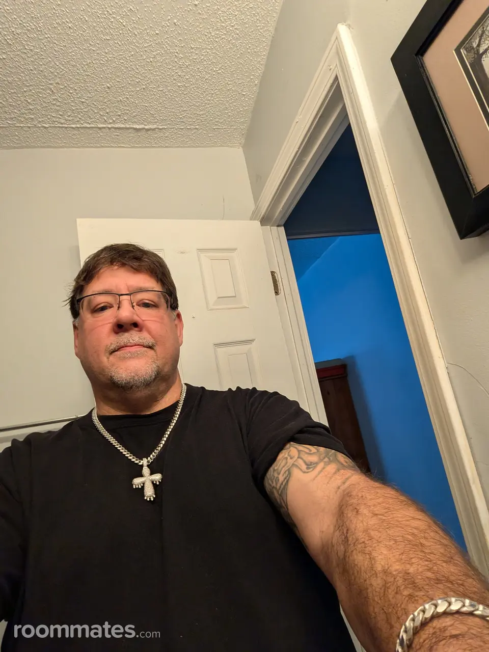 Profile photo 6 of 6