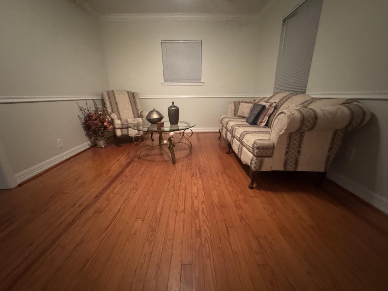 Profile photo 8 of 11