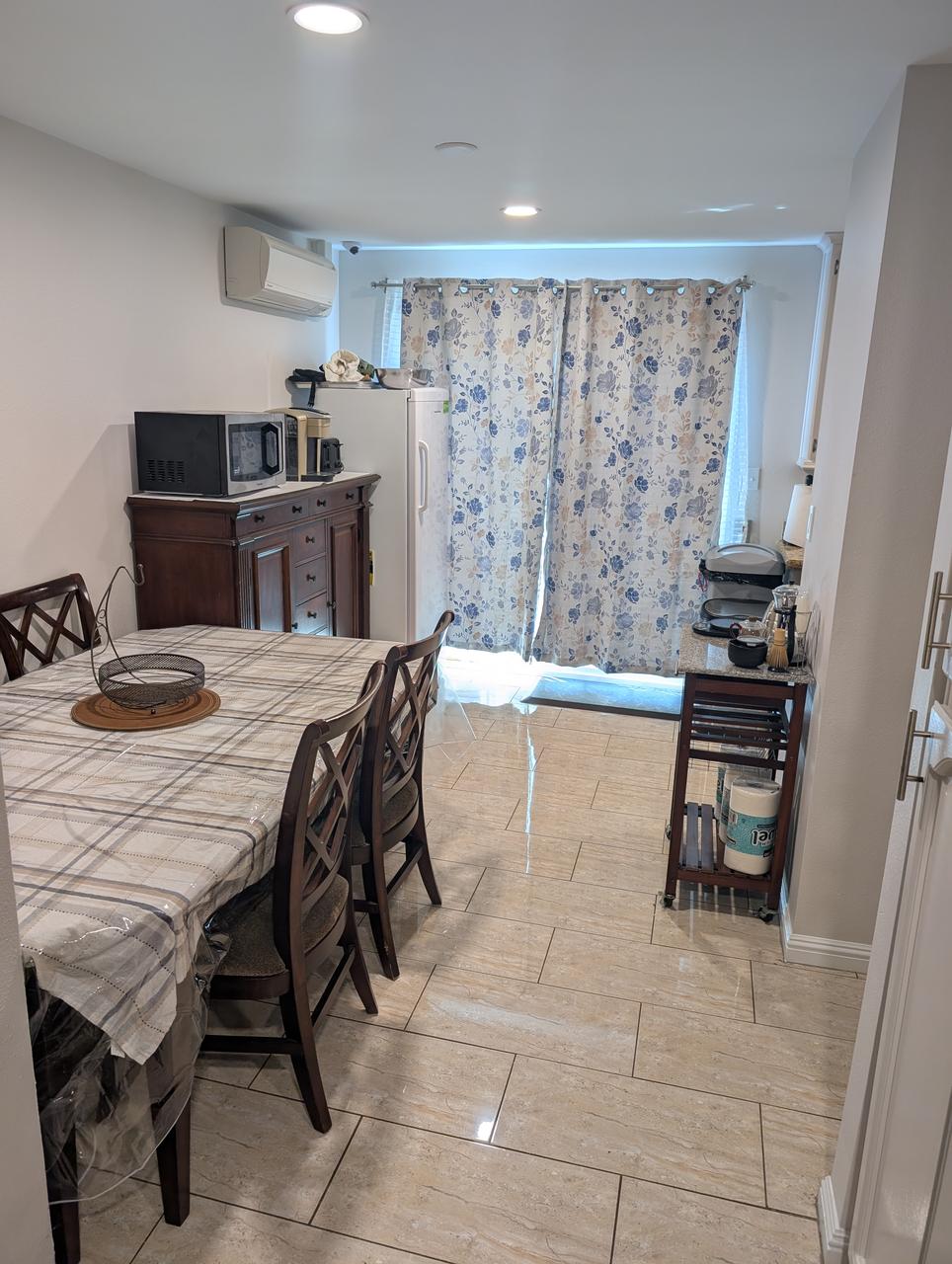 Profile photo 8 of 11