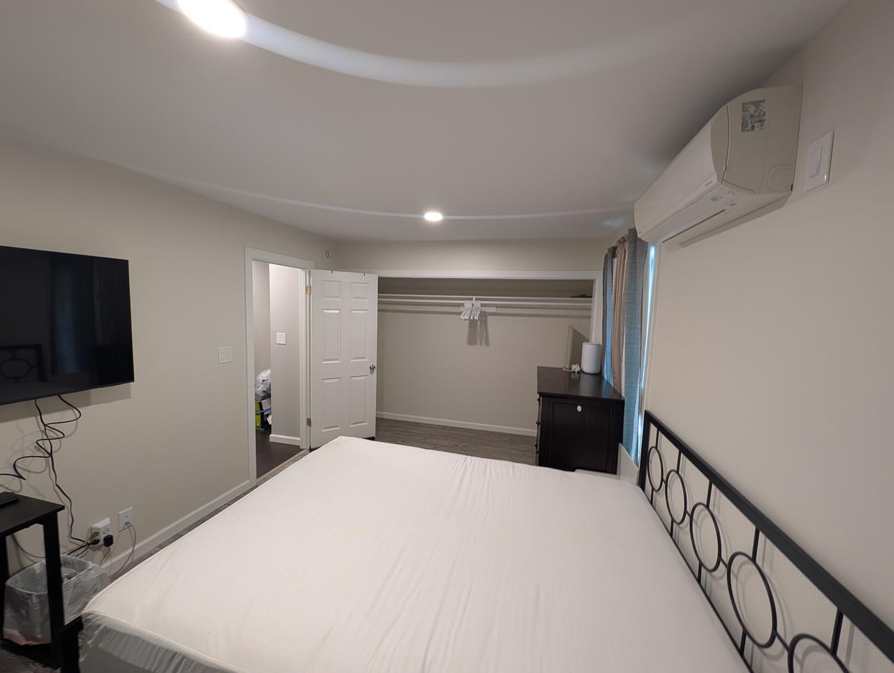 Profile photo 6 of 11