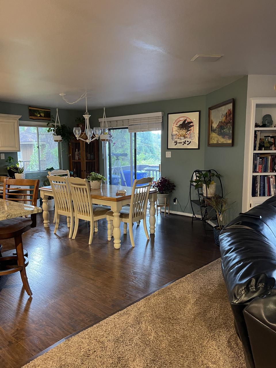 Profile photo 6 of 16