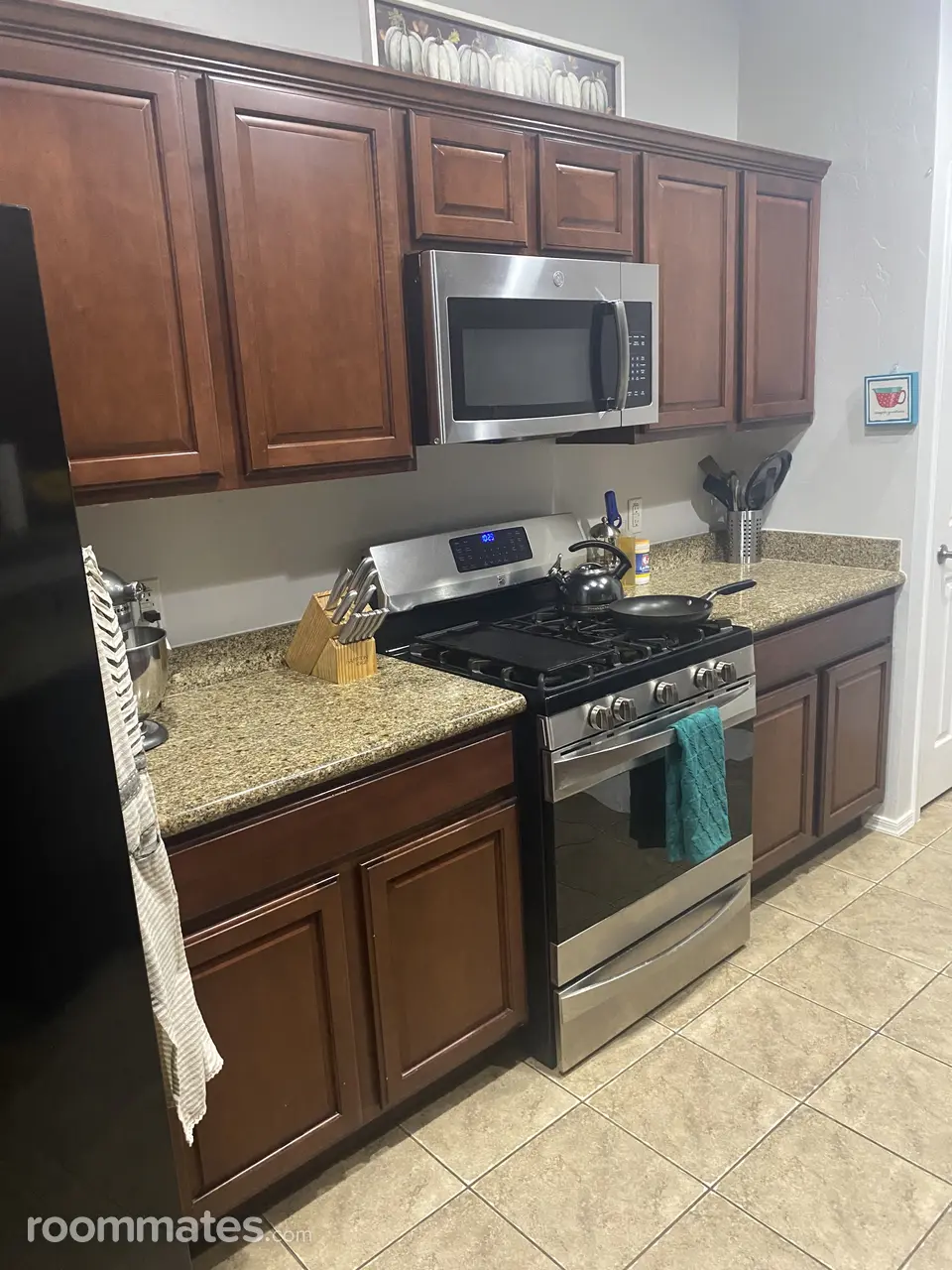 Profile photo 4 of 13