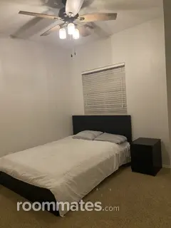 Room for rent in Tucson, AZ $825, house