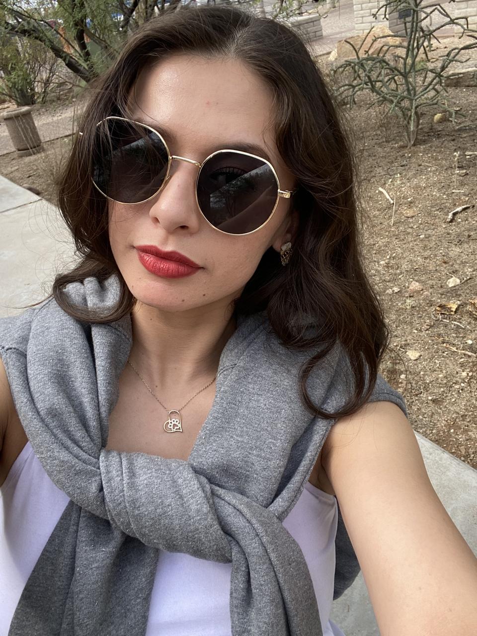 Profile photo 12 of 18