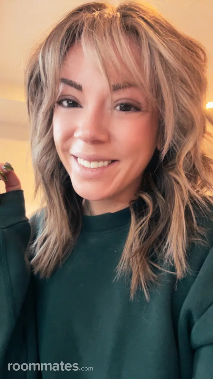 Profile photo 3 of 4