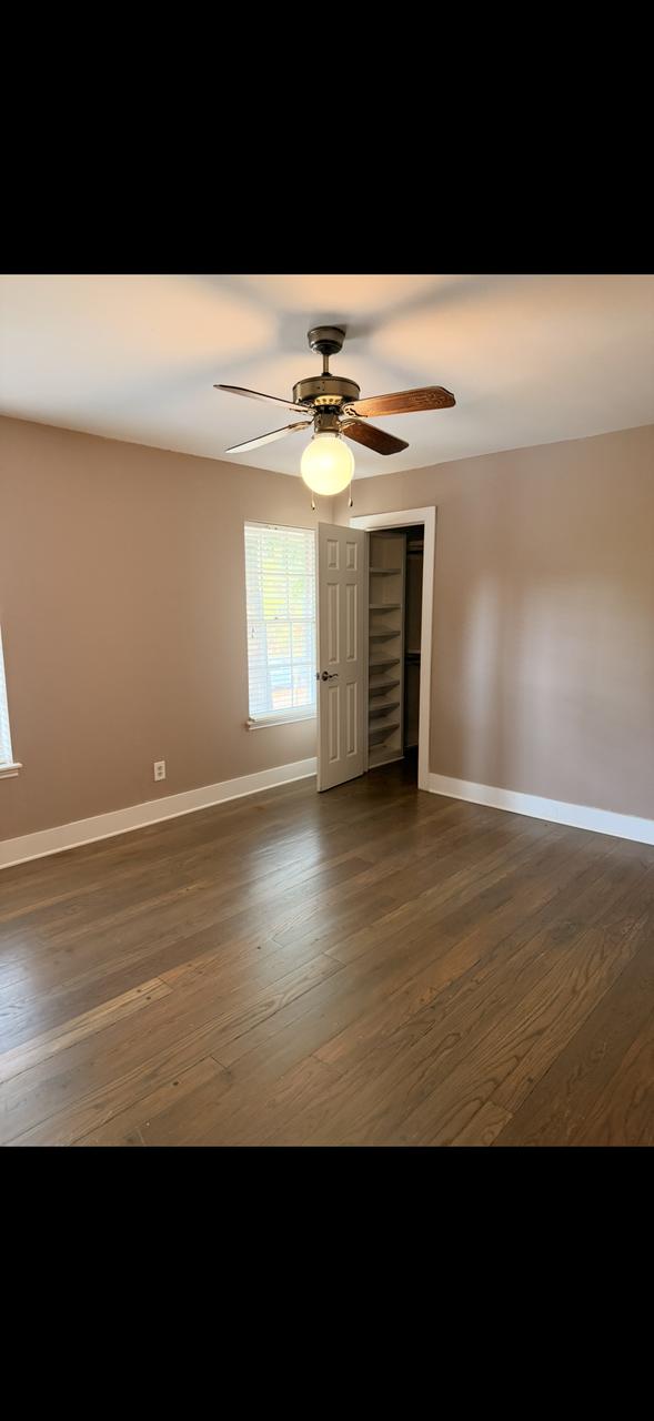 Profile photo 3 of 7