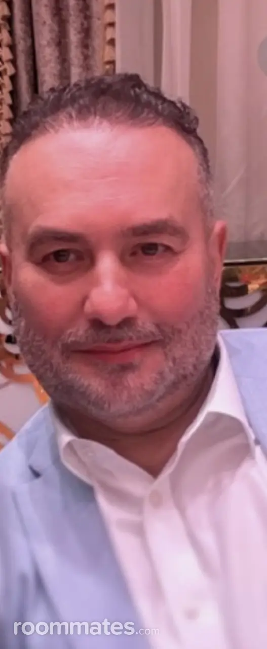 Profile photo 1 of 1