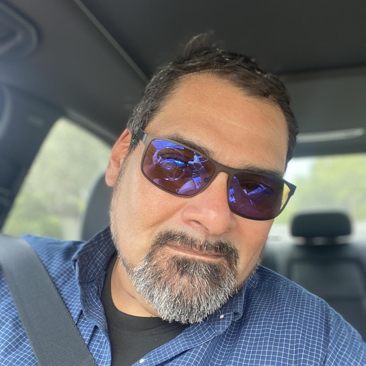 Profile photo 8 of 8