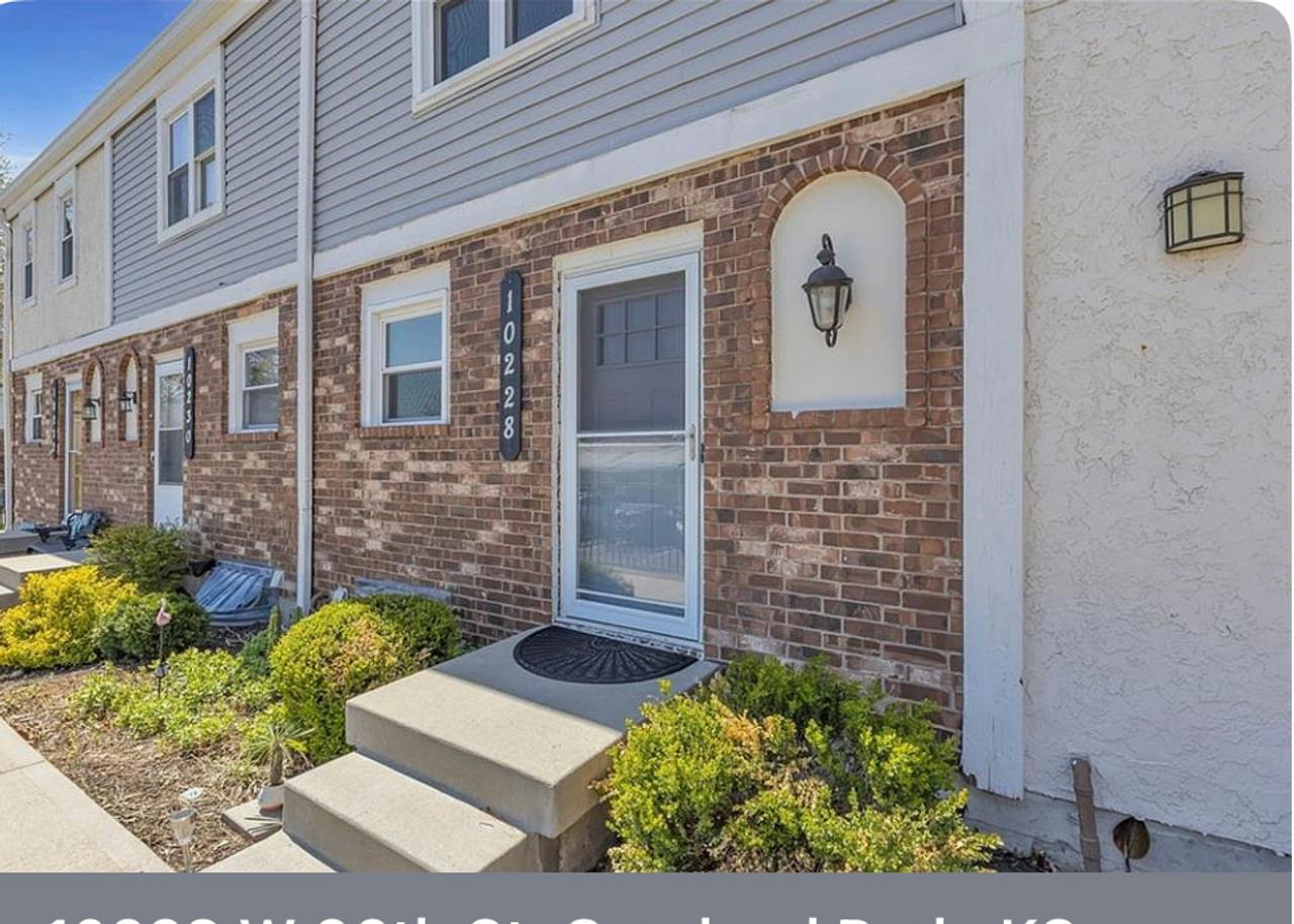 Profile photo 2 of 4