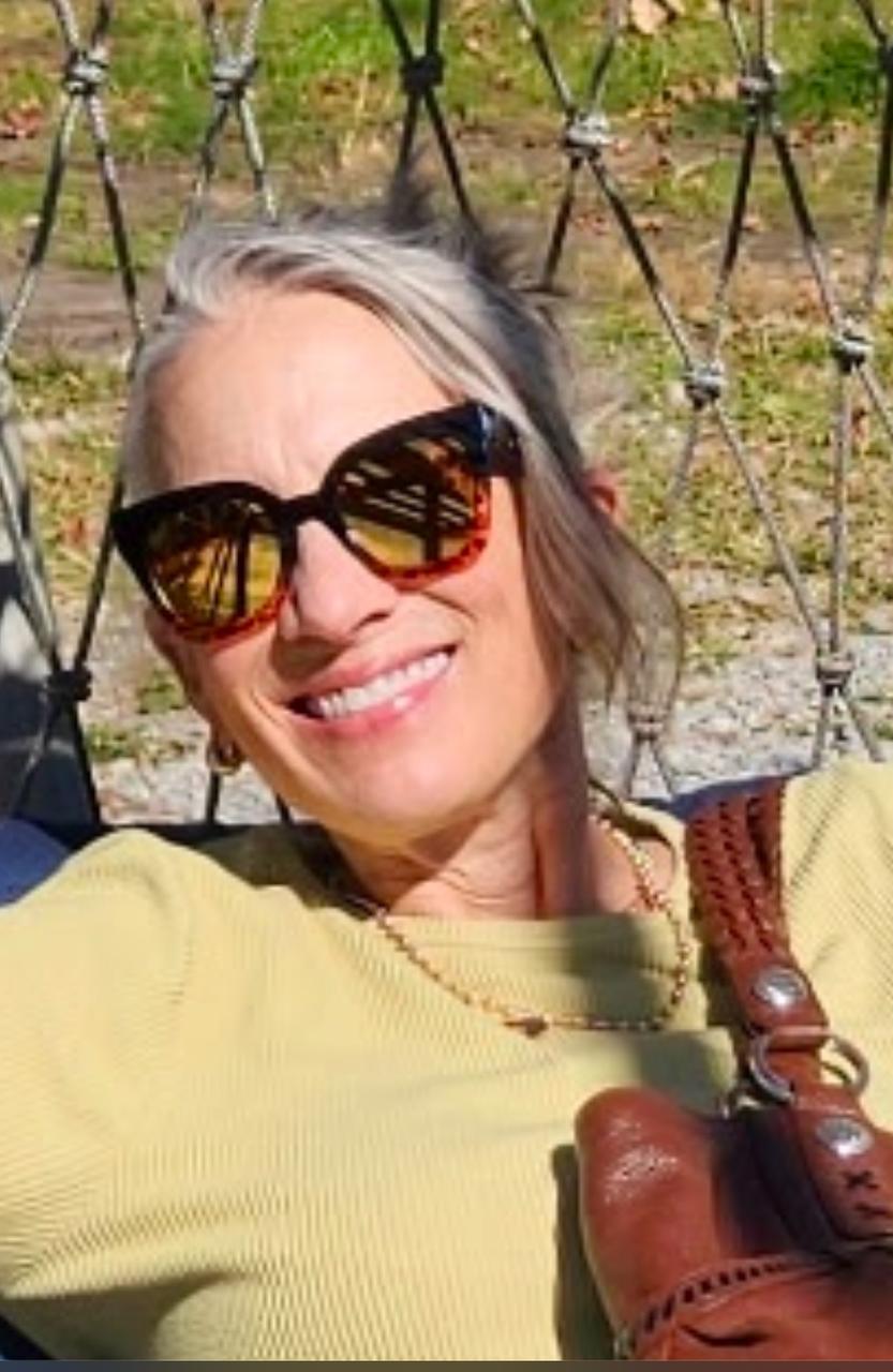 Profile photo 1 of 1