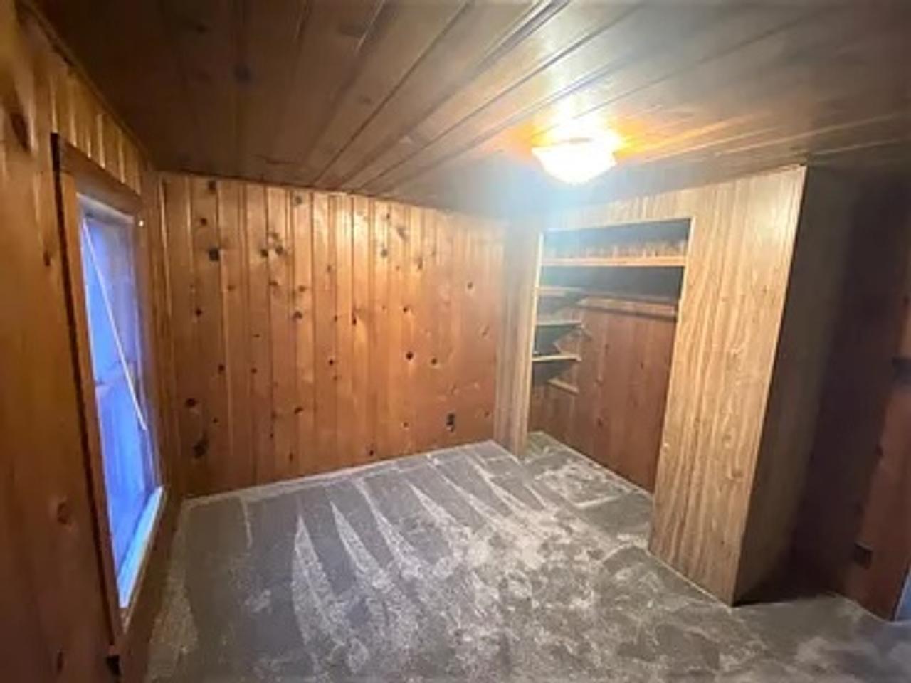 Profile photo 4 of 5