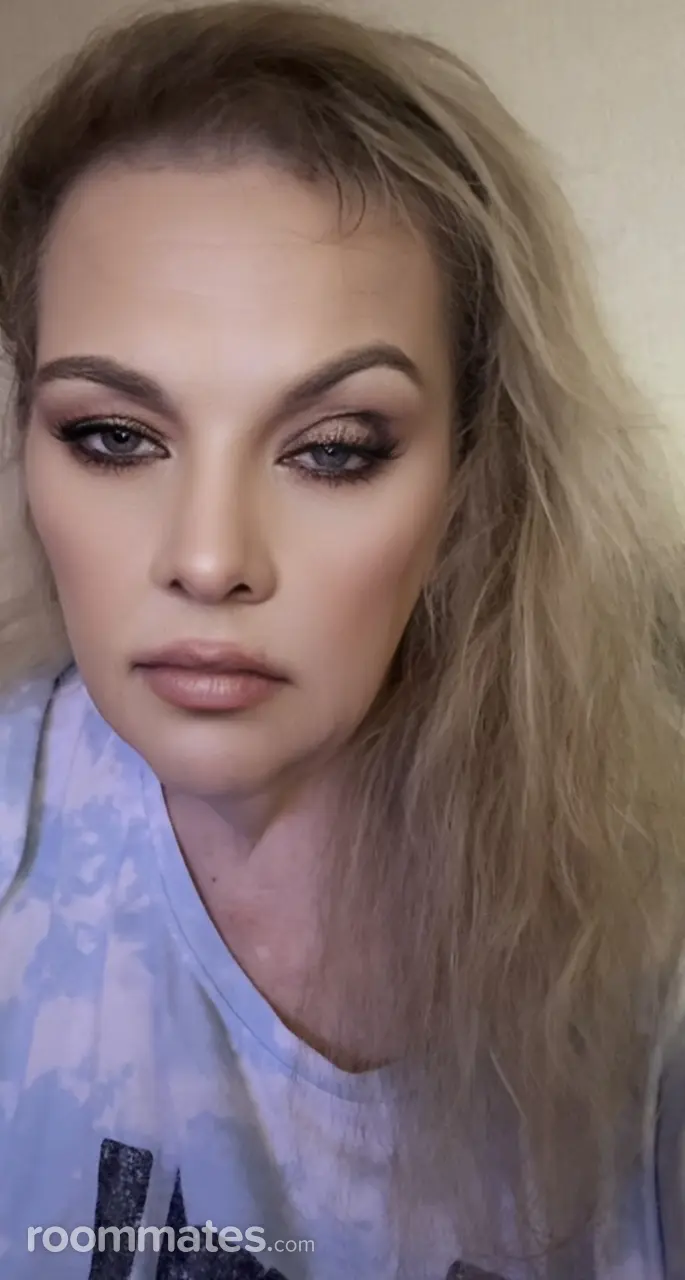 Profile photo 1 of 12