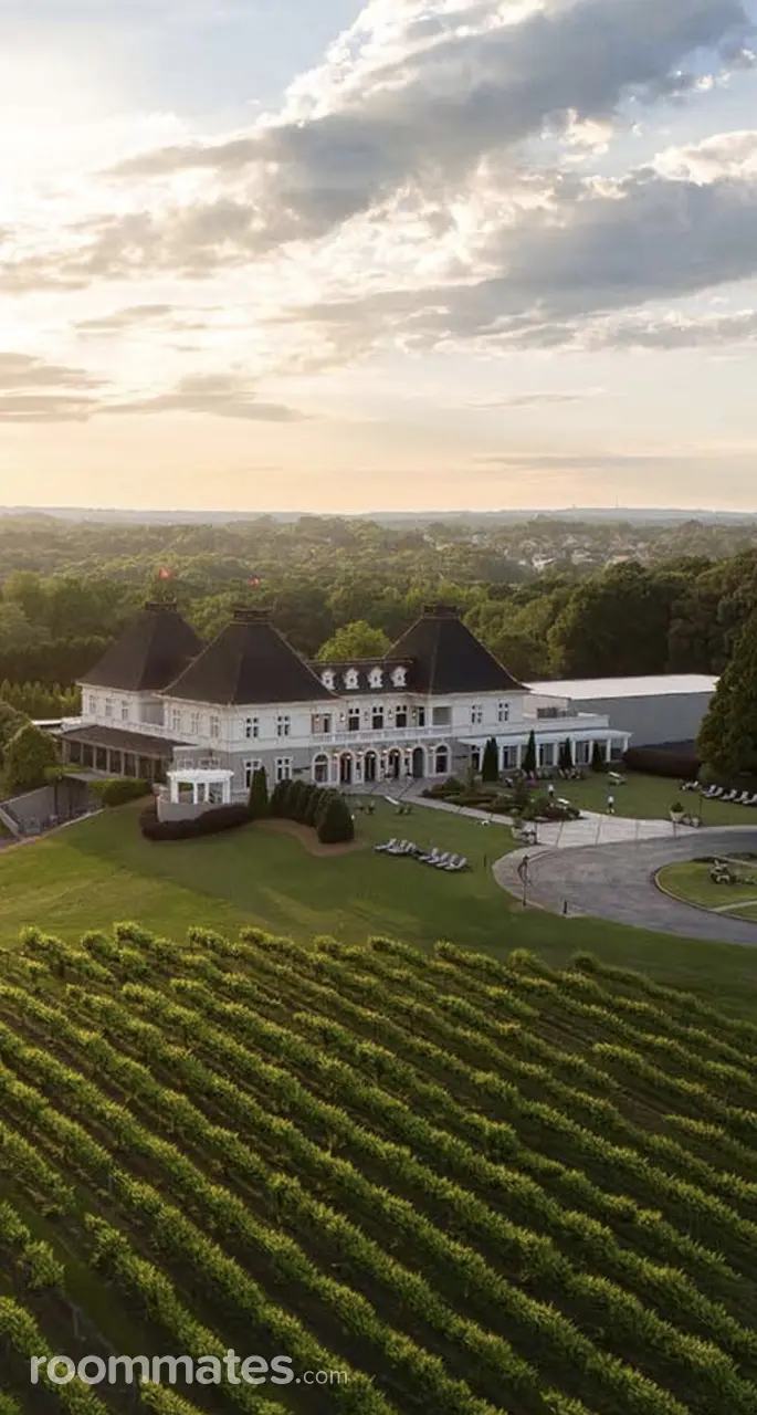 Profile photo 6 of 9