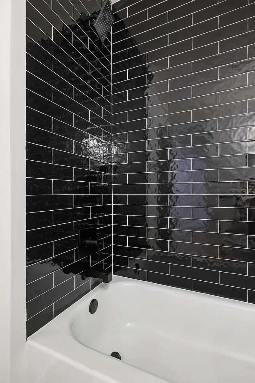 Profile photo 2 of 14