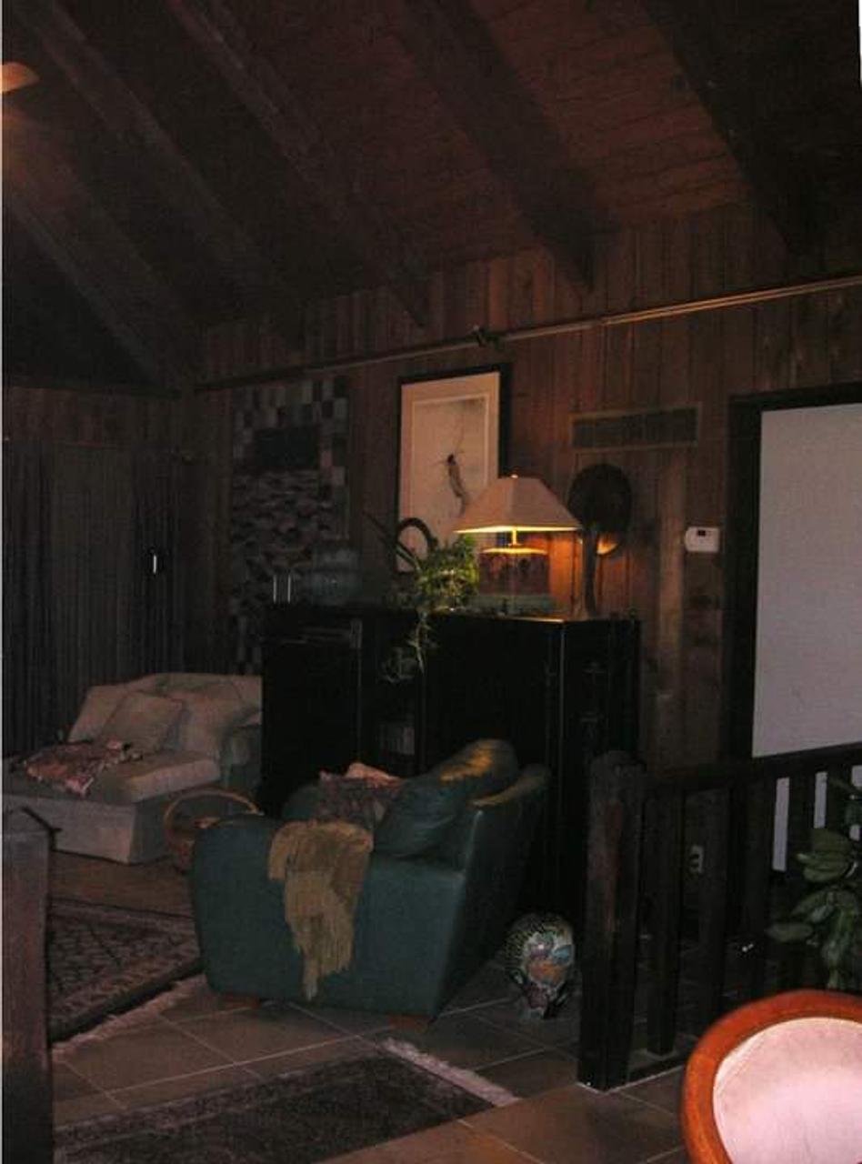 Profile photo 3 of 9