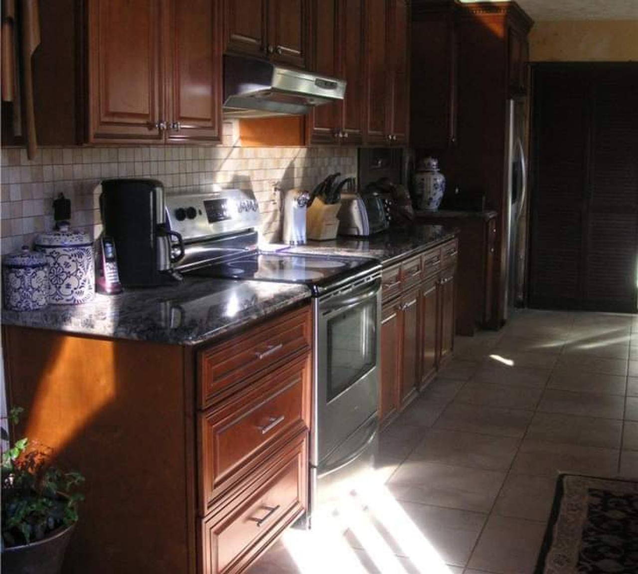 Profile photo 2 of 9