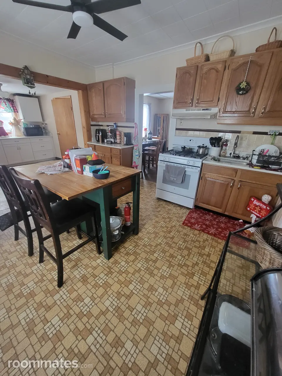 Profile photo 4 of 10