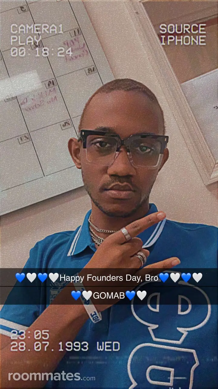 Profile photo 2 of 4