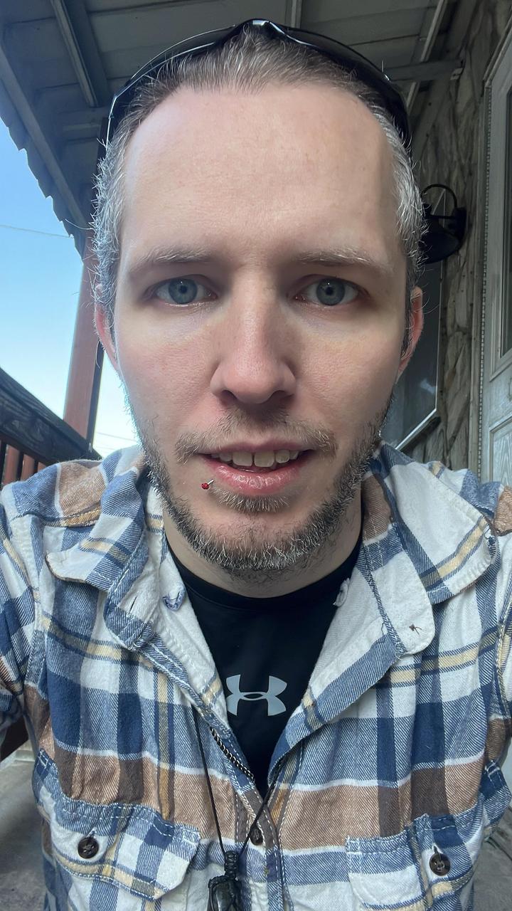 Profile photo 1 of 1