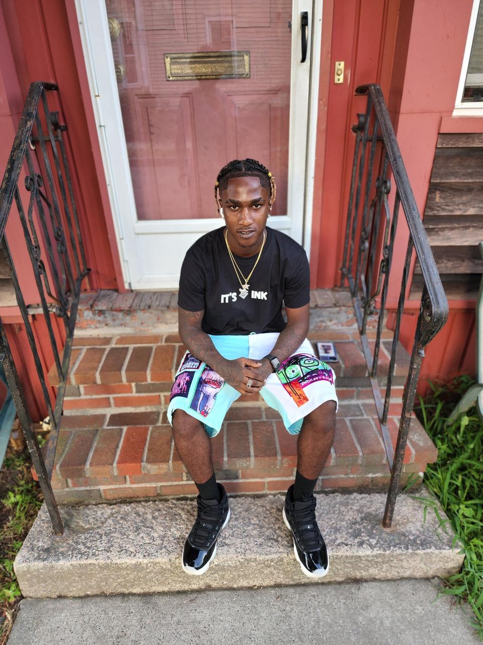 Profile photo 5 of 5