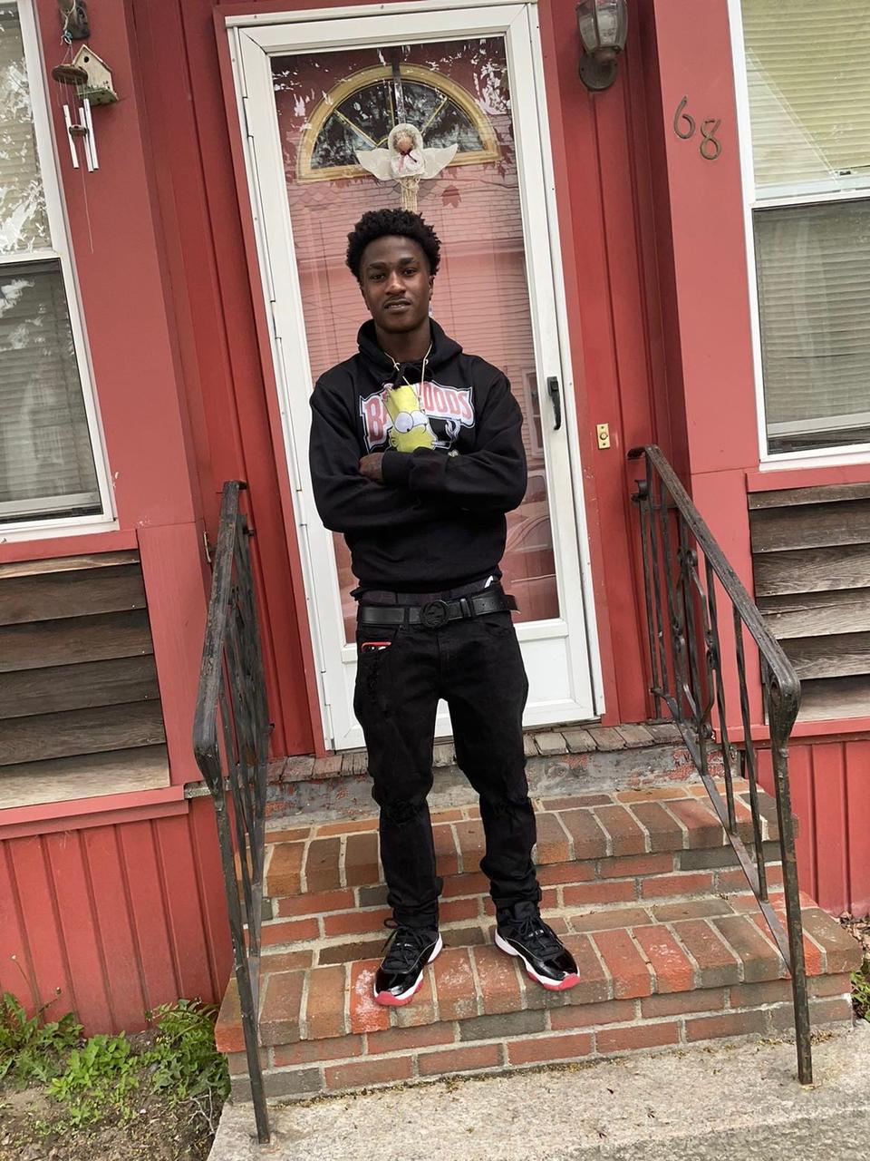 Profile photo 3 of 5