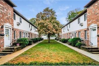 Room for rent in Stamford, CT $1500, condo