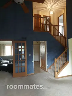 Room for rent in Glen Ellyn, IL $1200, house