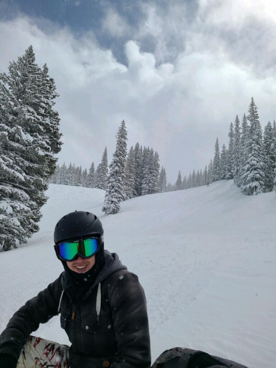 Profile photo 12 of 14