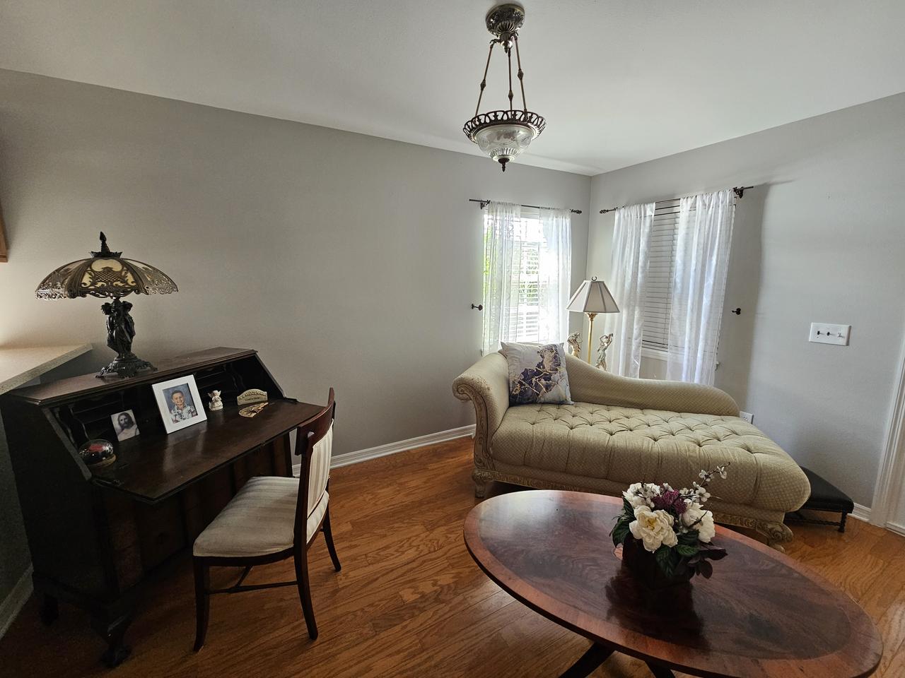 Profile photo 5 of 7