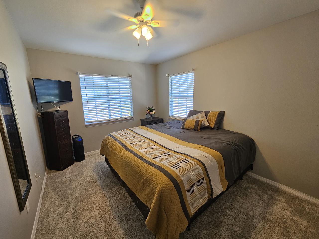 Profile photo 6 of 7