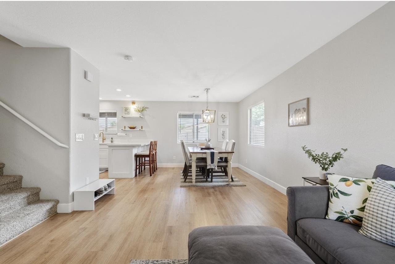 Profile photo 5 of 6