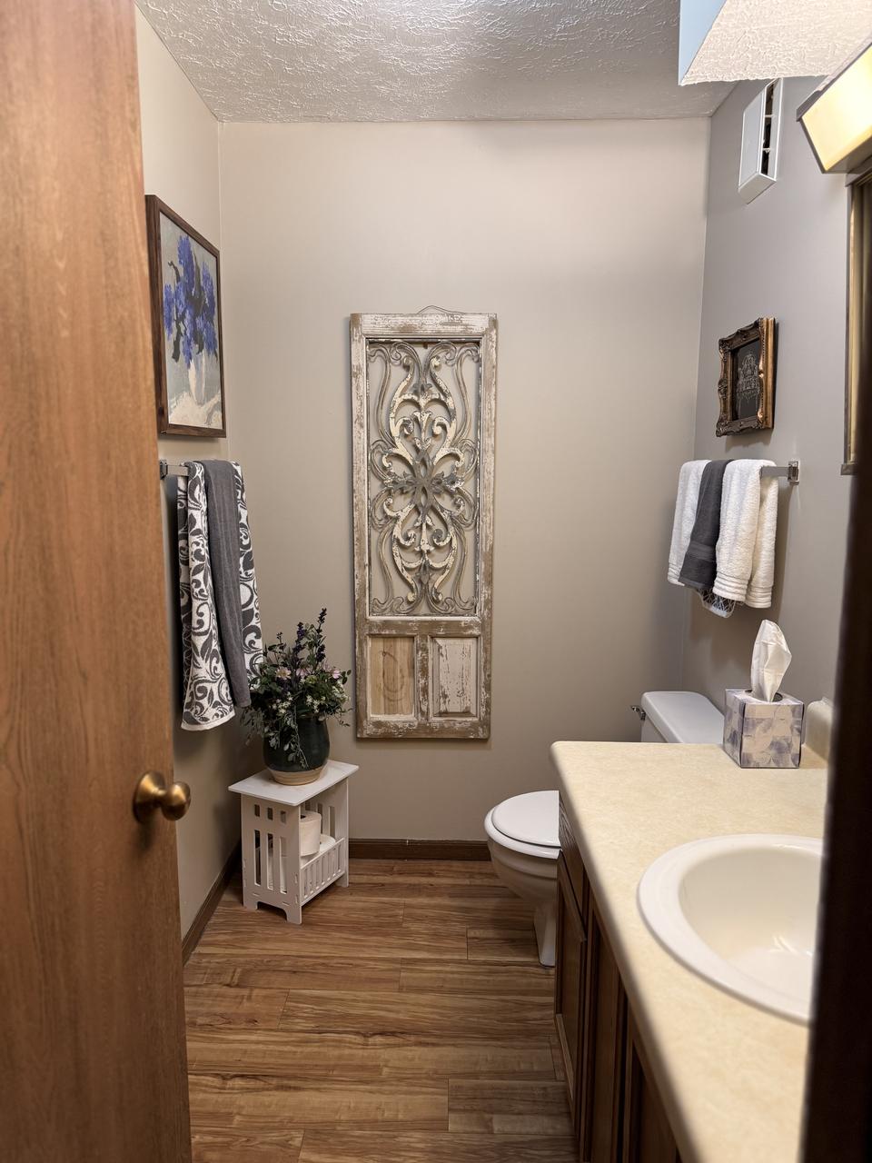 Profile photo 3 of 7