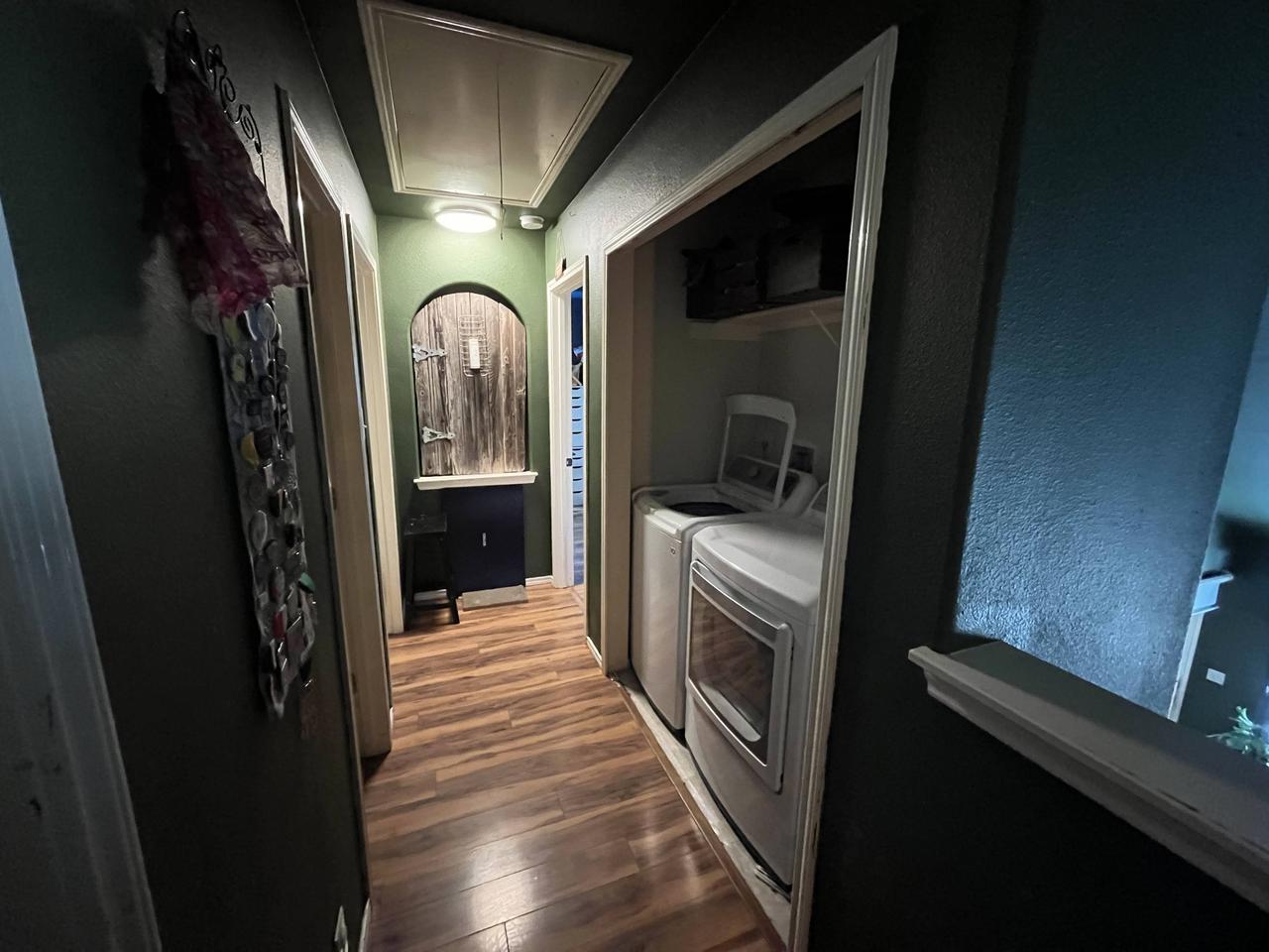 Profile photo 4 of 11