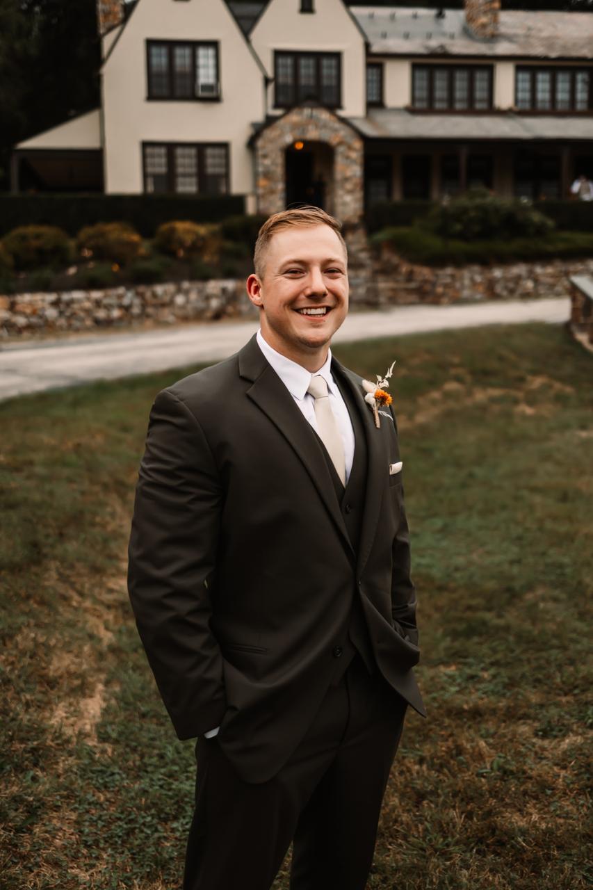 Profile photo 8 of 8