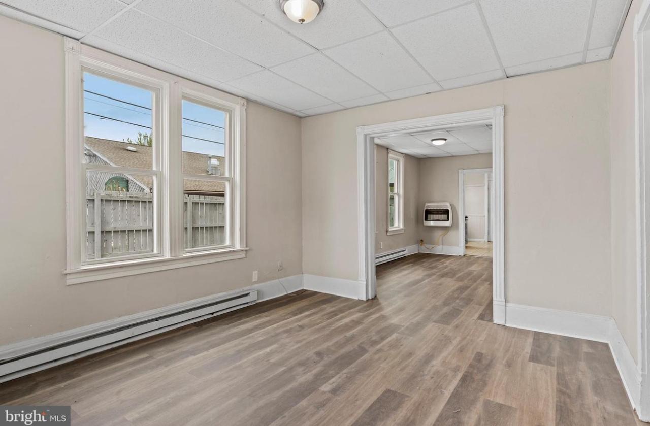 Profile photo 7 of 8