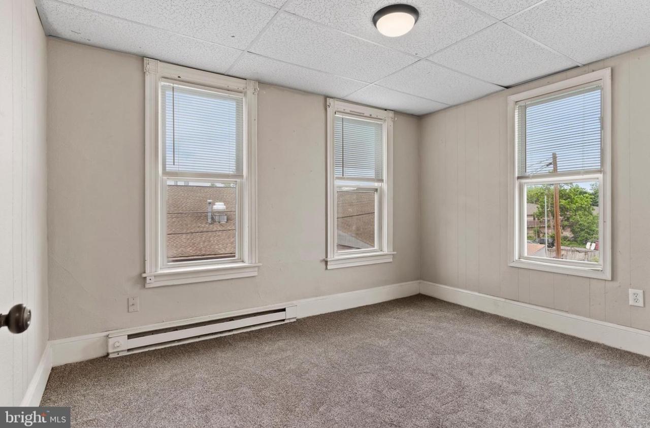 Profile photo 5 of 8