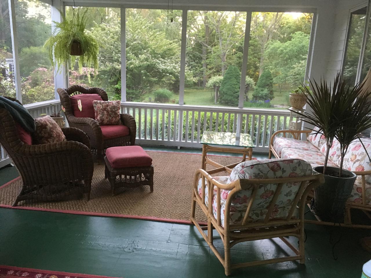 Profile photo 7 of 10