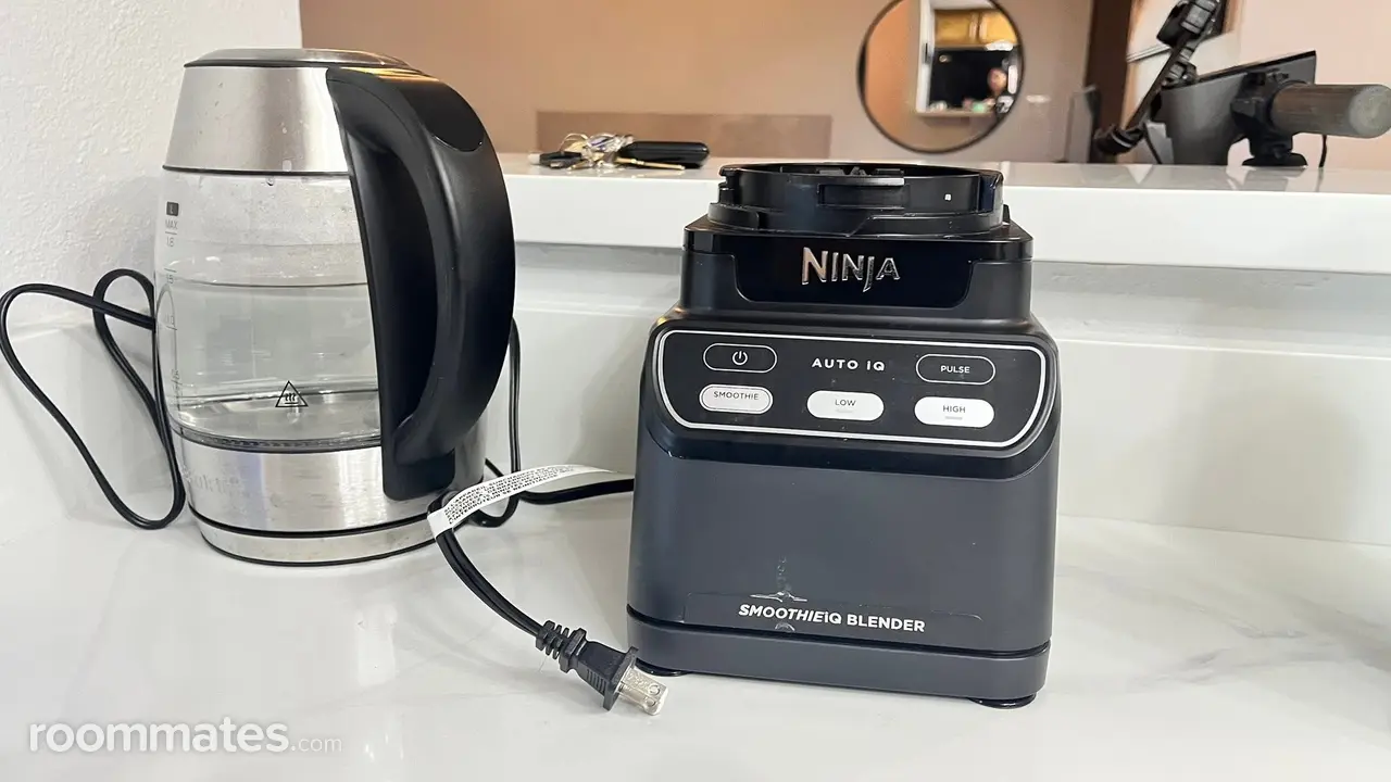 Profile photo 10 of 12