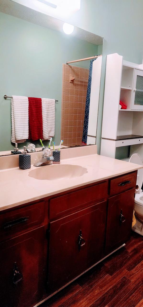 Profile photo 9 of 11