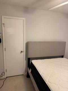 Room for rent in Summerville, SC $800, house