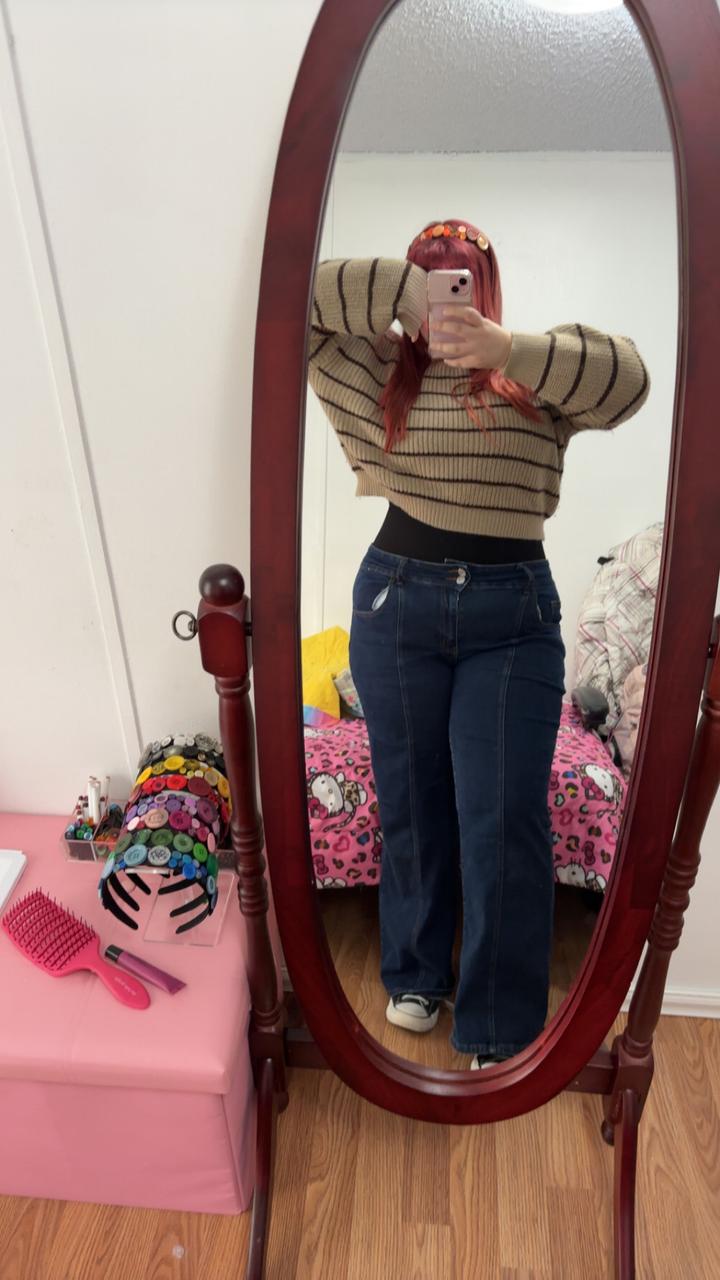 Profile photo 3 of 10