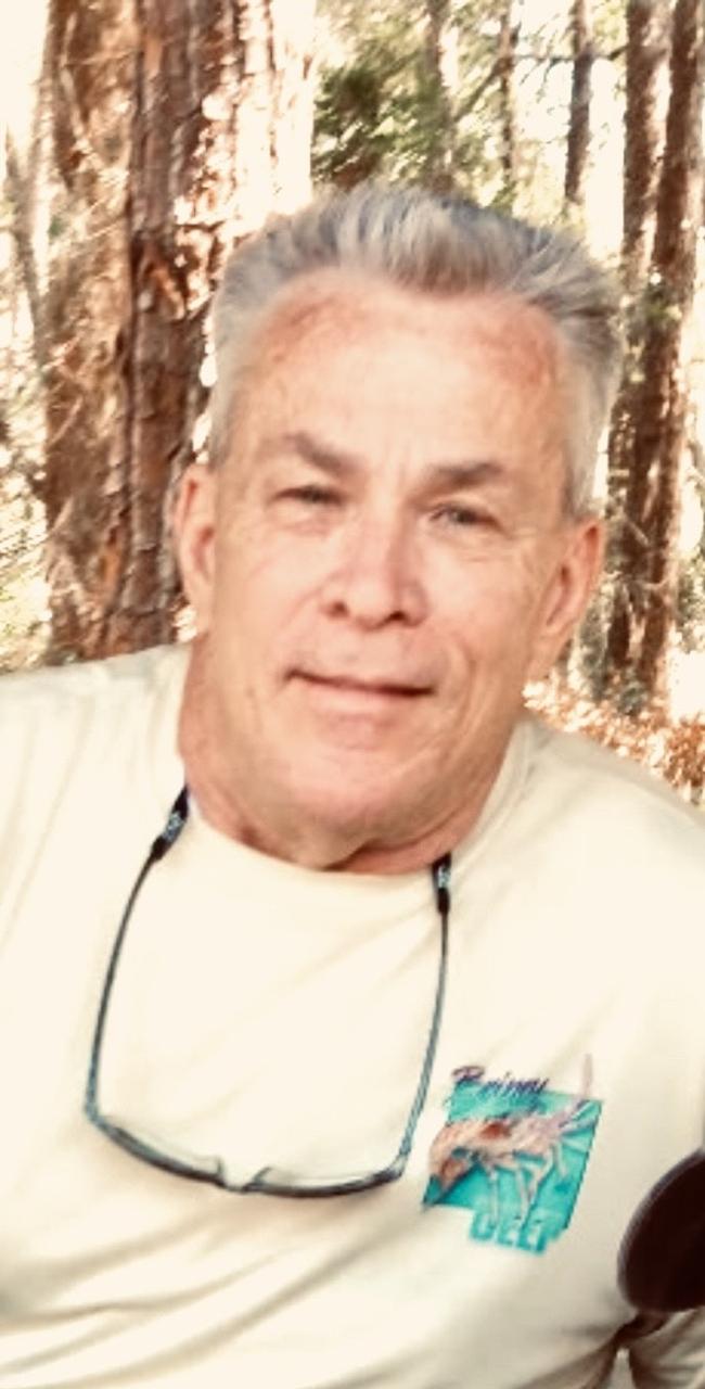 Profile photo 13 of 13