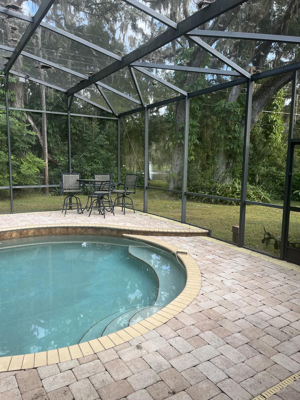 Profile photo 7 of 13