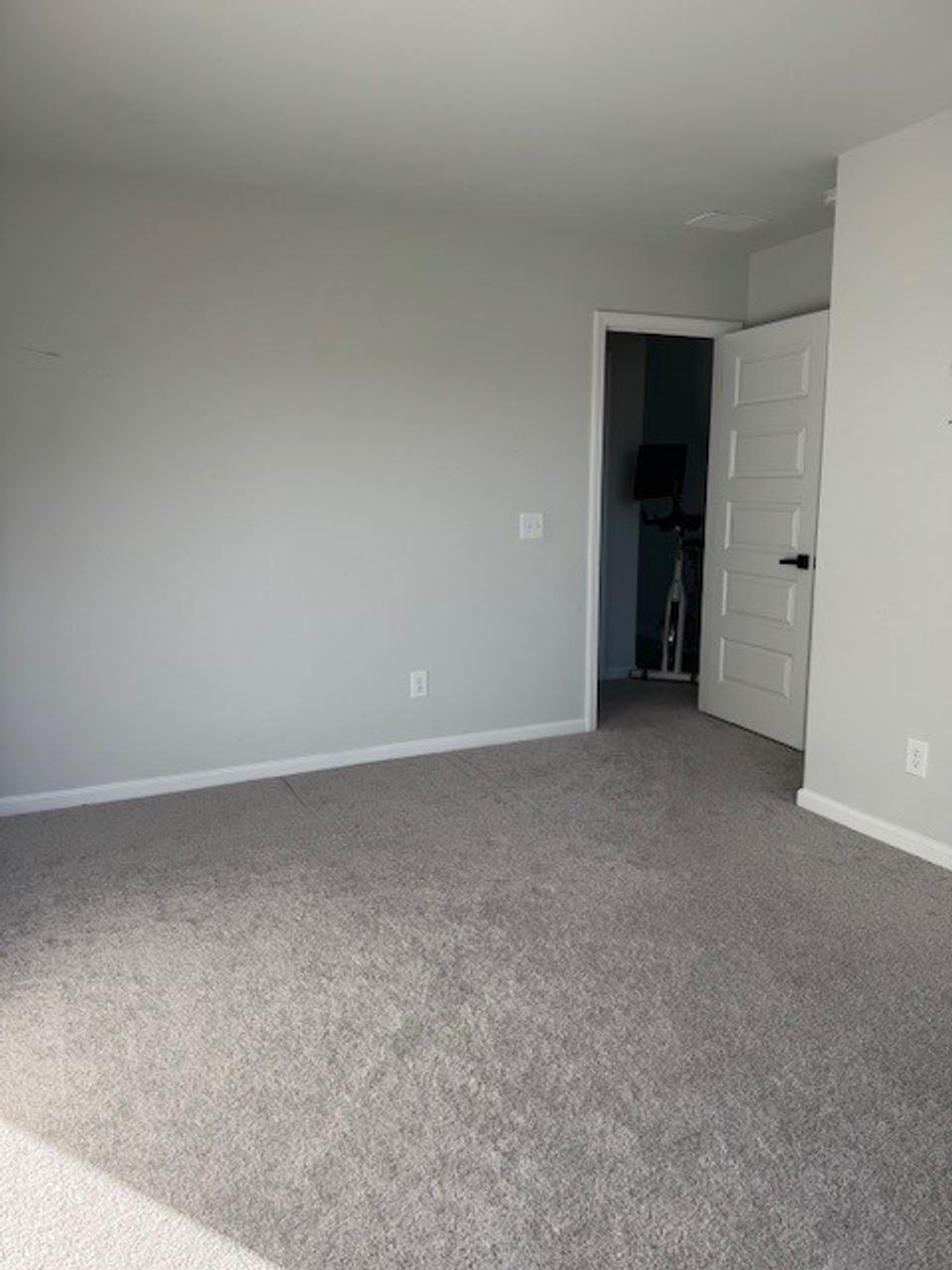 Profile photo 6 of 11