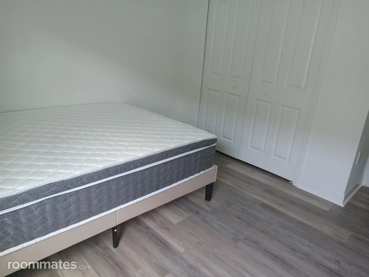 Profile photo 4 of 16