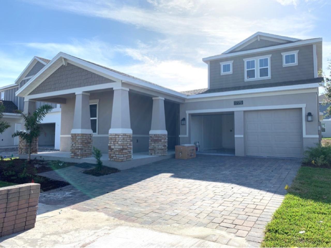 Profile photo 9 of 9