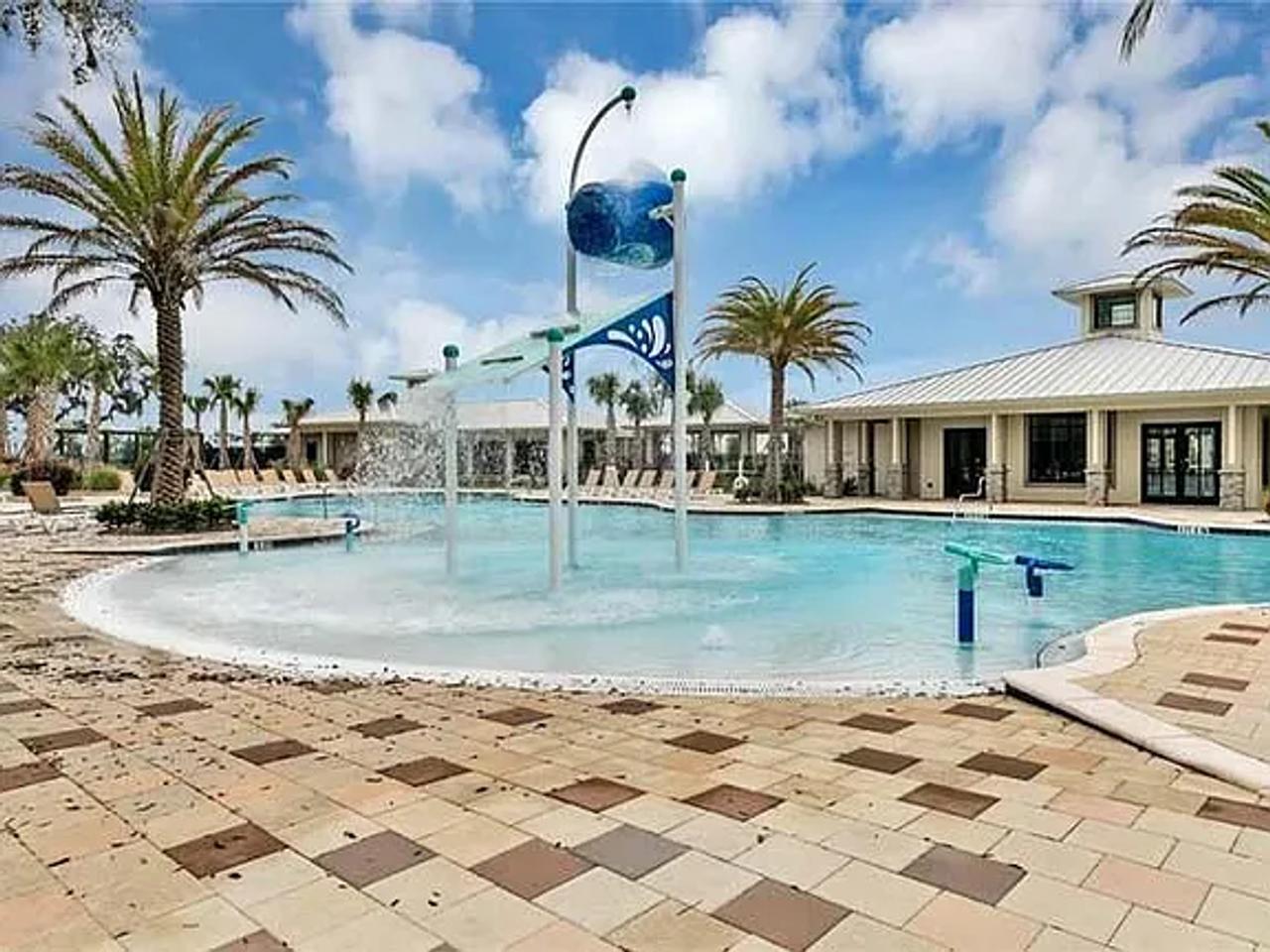 Profile photo 6 of 9